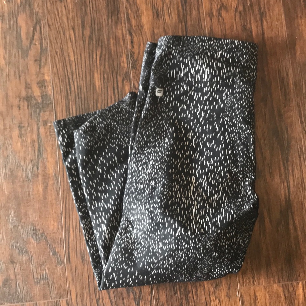 Fabletics salar powerhold capri, like new!